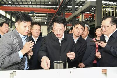 楊光榮、孫正東分別率隊觀摩全市產(chǎn)業(yè)發(fā)展項(xiàng)目 瑞琦塑膠展現(xiàn)建設(shè)成果